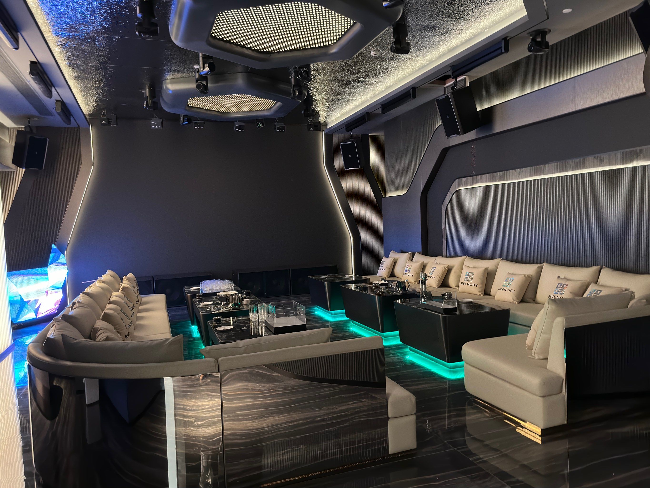 南阳商务ktv消费攻略-方城县ktv预定